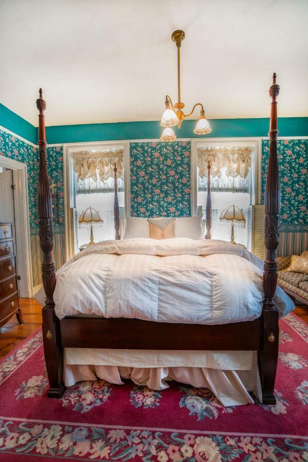 I.B. Munson House Bed & Breakfast Wallingford Exterior photo