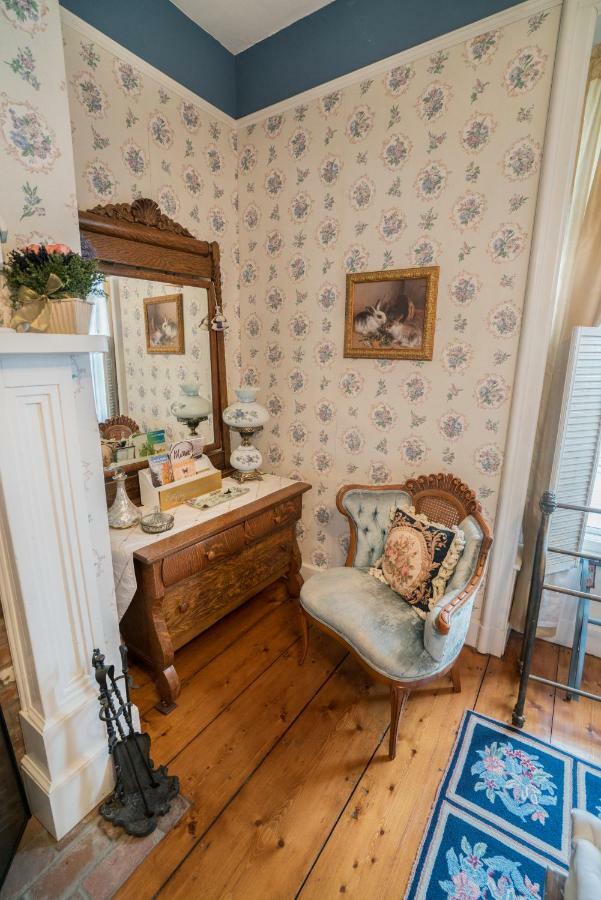 I.B. Munson House Bed & Breakfast Wallingford Exterior photo