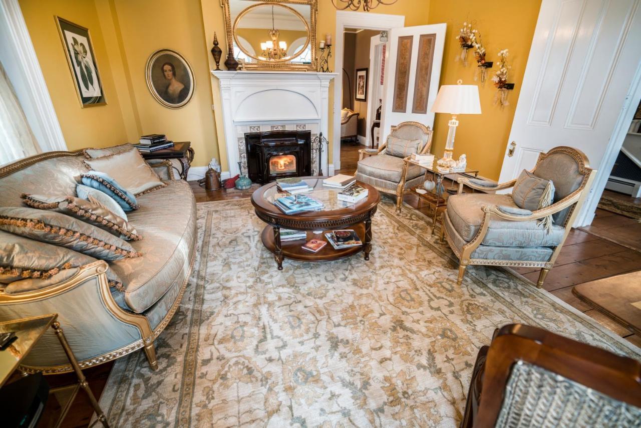 I.B. Munson House Bed & Breakfast Wallingford Exterior photo